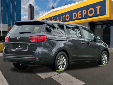 More photos of 2021 Kia Sedona LX at Aloha Auto Depot LLC., HI