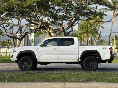 Photos of 2016 Toyota Tacoma TRD Off-Road for sale in Honolulu, HI at Aloha Auto Depot LLC.