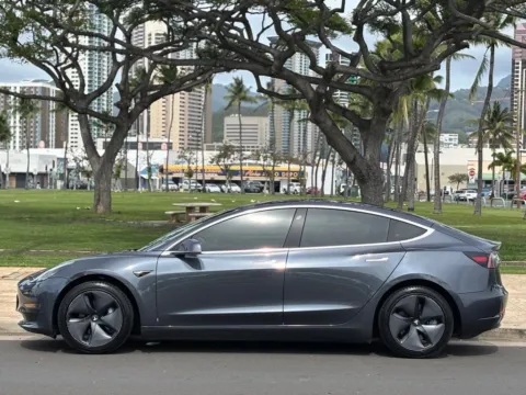 Photos of 2018 Tesla Model 3 Long Range for sale in Honolulu, HI at Aloha Auto Depot LLC.