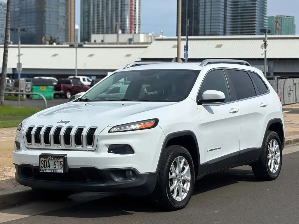 White 2014 Jeep Cherokee Latitude for sale in Honolulu, HI