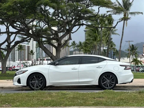 Photos of 2020 Nissan Maxima Platinum for sale in Honolulu, HI at Aloha Auto Depot LLC.