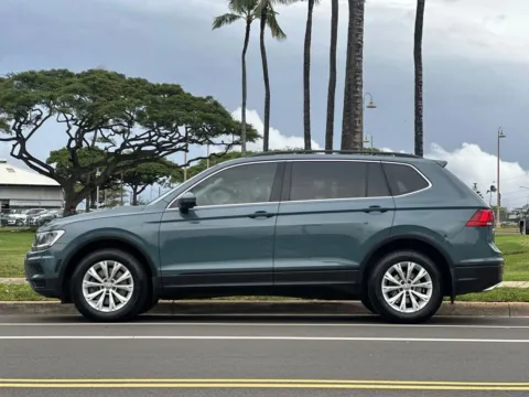 Photos of 2019 Volkswagen Tiguan 2.0T SE for sale in Honolulu, HI at Aloha Auto Depot LLC.