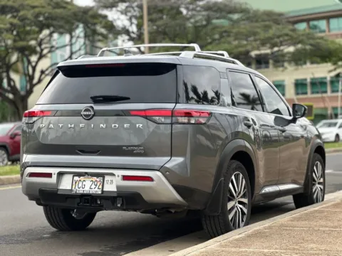 More photos of 2022 Nissan Pathfinder Platinum at Aloha Auto Depot LLC., HI