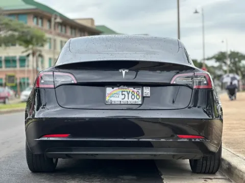 More photos of 2018 Tesla Model 3 Long Range at Aloha Auto Depot LLC., HI