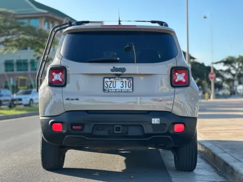 More photos of 2016 Jeep Renegade Trailhawk at Aloha Auto Depot LLC., HI