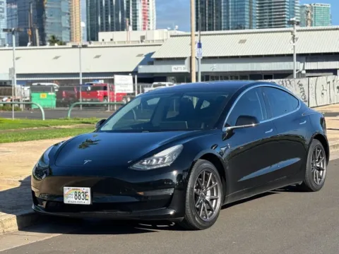 Black 2019 Tesla Model 3 Standard Range Plus for sale in Honolulu, HI