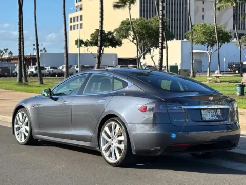 Another view of 2016 Tesla Model S 60 for sale in Honolulu, HI at Aloha Auto Depot LLC.