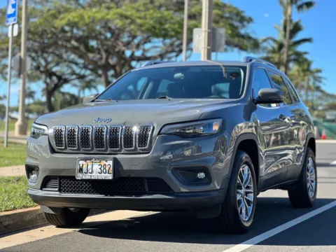 Gray 2019 Jeep Cherokee Latitude Plus for sale in Honolulu, HI