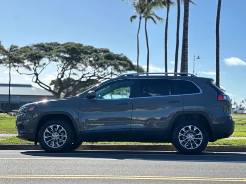 Photos of 2019 Jeep Cherokee Latitude Plus for sale in Honolulu, HI at Aloha Auto Depot LLC.