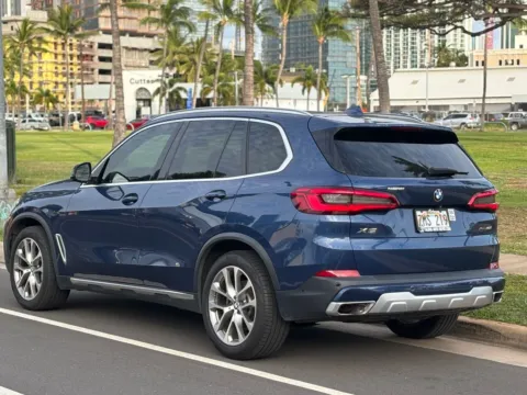 Another view of 2019 BMW X5 xDrive40i for sale in Honolulu, HI at Aloha Auto Depot LLC.