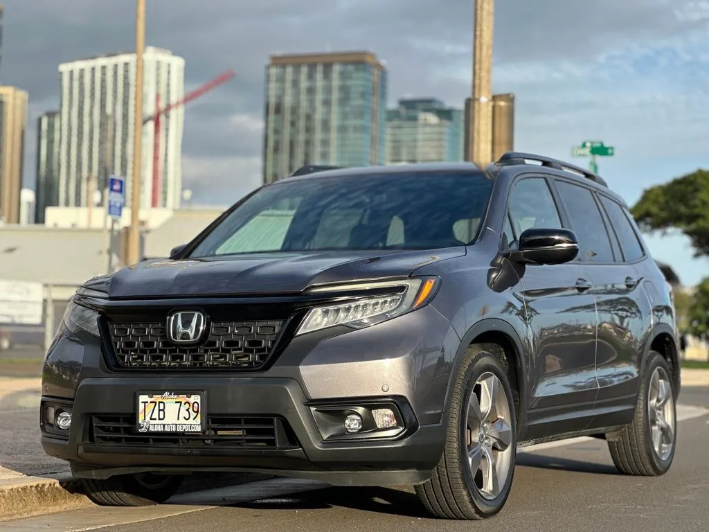 Gray 2019 Honda Passport Touring for sale in Honolulu, HI