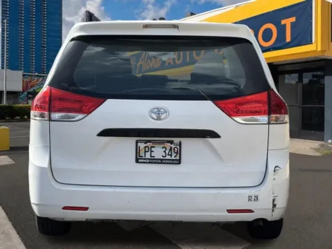 More photos of 2013 Toyota Sienna L at Aloha Auto Depot LLC., HI
