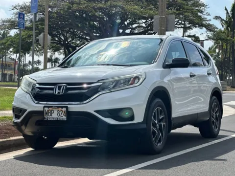 White 2016 Honda CR-V SE for sale in Honolulu, HI