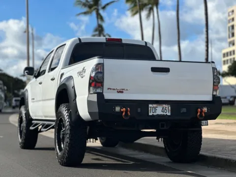 Another view of 2007 Toyota Tacoma PreRunner for sale in Honolulu, HI at Aloha Auto Depot LLC.