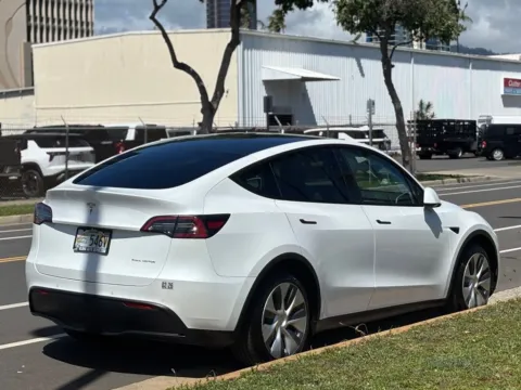 More photos of 2022 Tesla Model Y Long Range at Aloha Auto Depot LLC., HI
