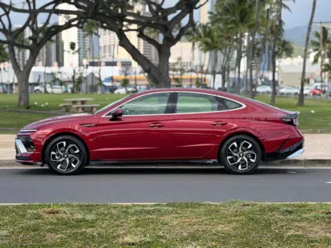 Photos of 2024 Hyundai Sonata SEL for sale in Honolulu, HI at Aloha Auto Depot LLC.
