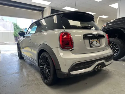 Photos of 2022 MINI Cooper S Signature for sale in Honolulu, HI at Aloha Auto Depot LLC.