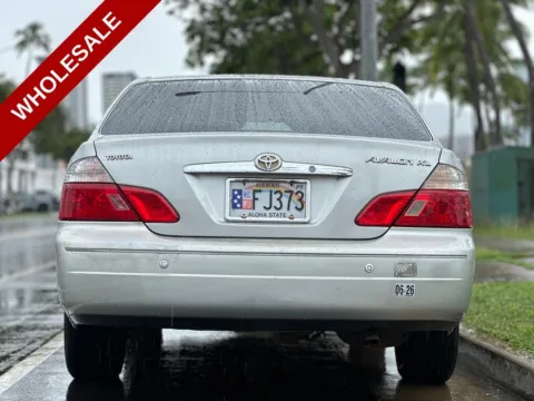 More photos of 2004 Toyota Avalon XL at Aloha Auto Depot LLC., HI
