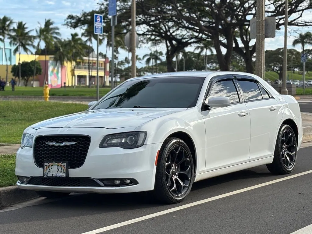 White 2022 Chrysler 300 S for sale in Honolulu, HI