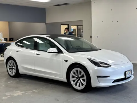 More photos of 2021 Tesla Model 3 Standard Range Plus at Aloha Auto Depot LLC., HI