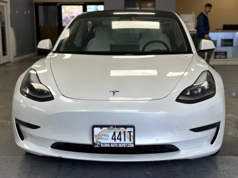 More photos of 2021 Tesla Model 3 Standard Range Plus at Aloha Auto Depot LLC., HI