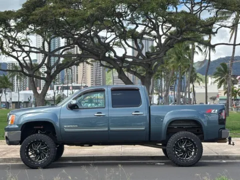 Photos of 2012 GMC Sierra 1500 SLE for sale in Honolulu, HI at Aloha Auto Depot LLC.
