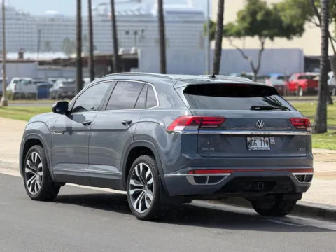 Another view of 2021 Volkswagen Atlas Cross Sport 3.6L V6 SEL R-Line for sale in Honolulu, HI at Aloha Auto Depot LLC.