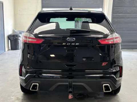 Another view of 2022 Ford Edge ST for sale in Honolulu, HI at Aloha Auto Depot LLC.