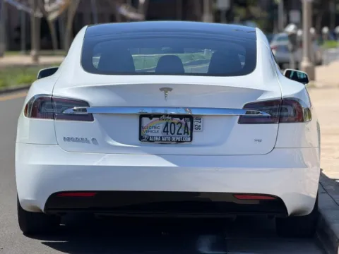 Another view of 2017 Tesla Model S 75 for sale in Honolulu, HI at Aloha Auto Depot LLC.