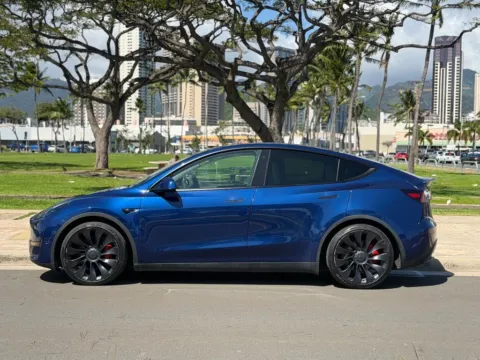 Photos of 2022 Tesla Model Y Performance for sale in Honolulu, HI at Aloha Auto Depot LLC.