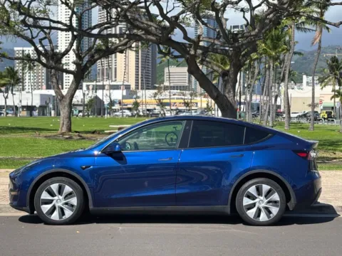 Photos of 2024 Tesla Model Y Long Range for sale in Honolulu, HI at Aloha Auto Depot LLC.