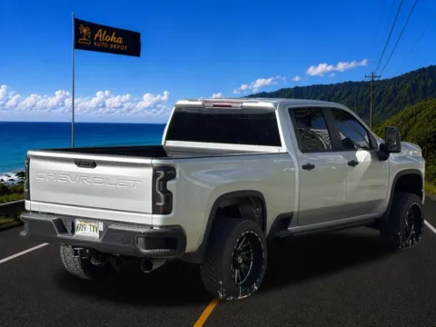 More photos of 2022 Chevrolet Silverado 2500HD Custom at Aloha Auto Depot LLC., HI