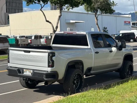 More photos of 2022 Chevrolet Silverado 2500HD Custom at Aloha Auto Depot LLC., HI