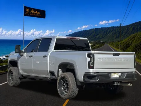 Another view of 2022 Chevrolet Silverado 2500HD Custom for sale in Honolulu, HI at Aloha Auto Depot LLC.