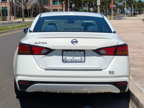 More photos of 2019 Nissan Altima 2.5 S at Aloha Auto Depot LLC., HI