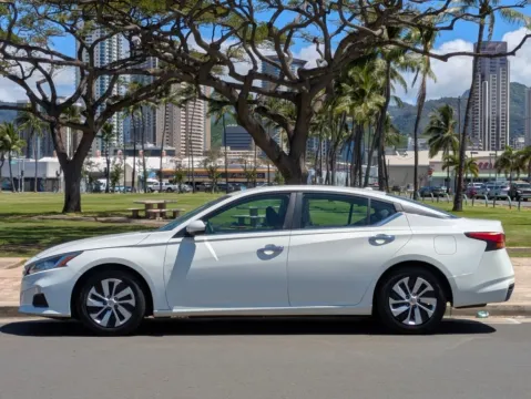 Photos of 2019 Nissan Altima 2.5 S for sale in Honolulu, HI at Aloha Auto Depot LLC.
