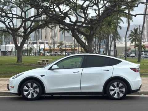 Photos of 2023 Tesla Model Y Long Range for sale in Honolulu, HI at Aloha Auto Depot LLC.