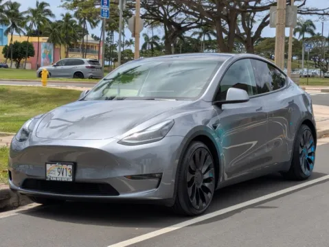 Gray 2024 Tesla Model Y Performance for sale in Honolulu, HI