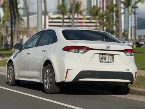 Another view of 2020 Toyota Corolla LE for sale in Honolulu, HI at Aloha Auto Depot LLC.