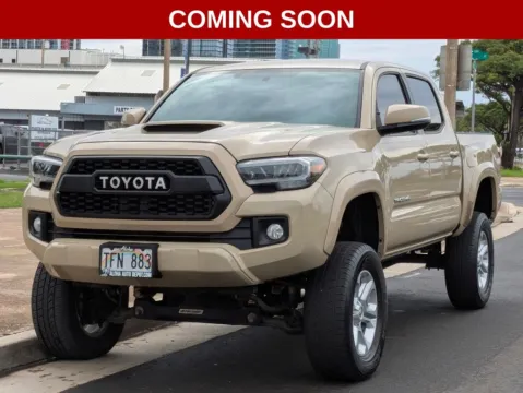 Beige 2017 Toyota Tacoma SR5 for sale in Honolulu, HI