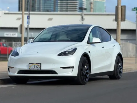 White 2024 Tesla Model Y Performance for sale in Honolulu, HI