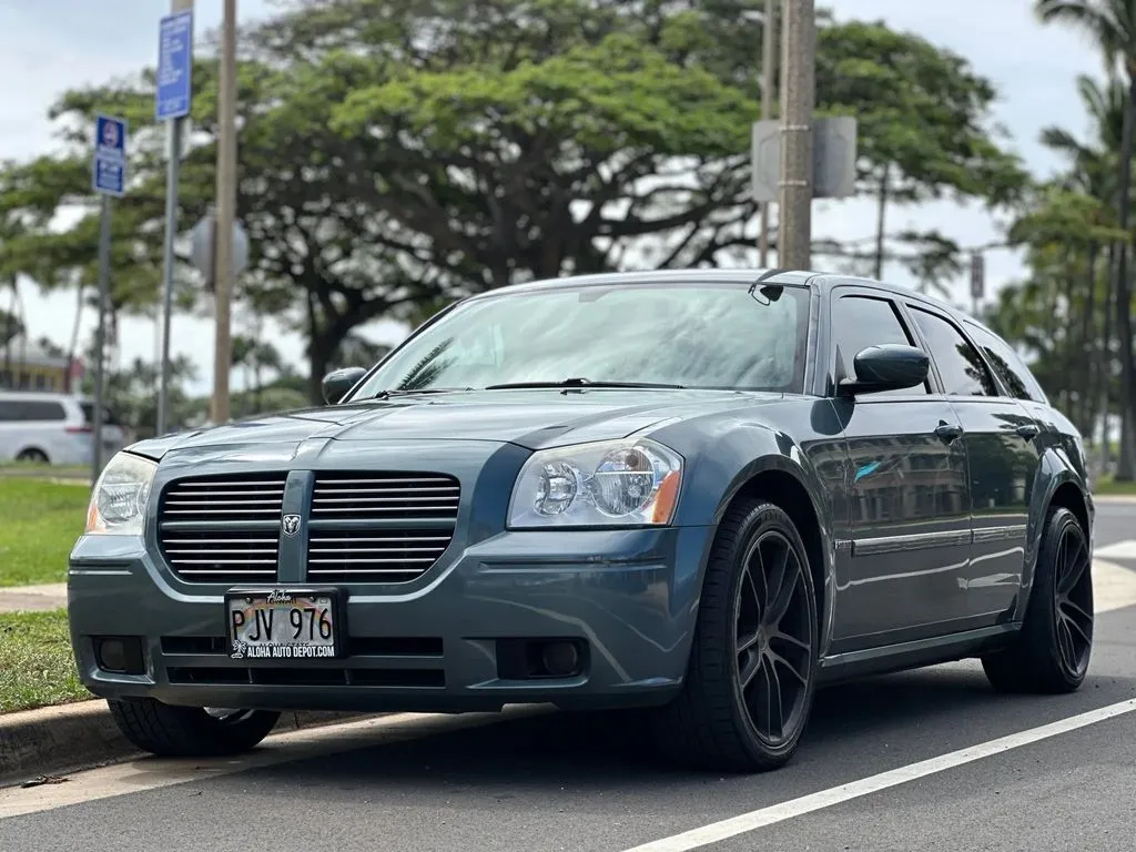 2006 Dodge Magnum R/T's photo