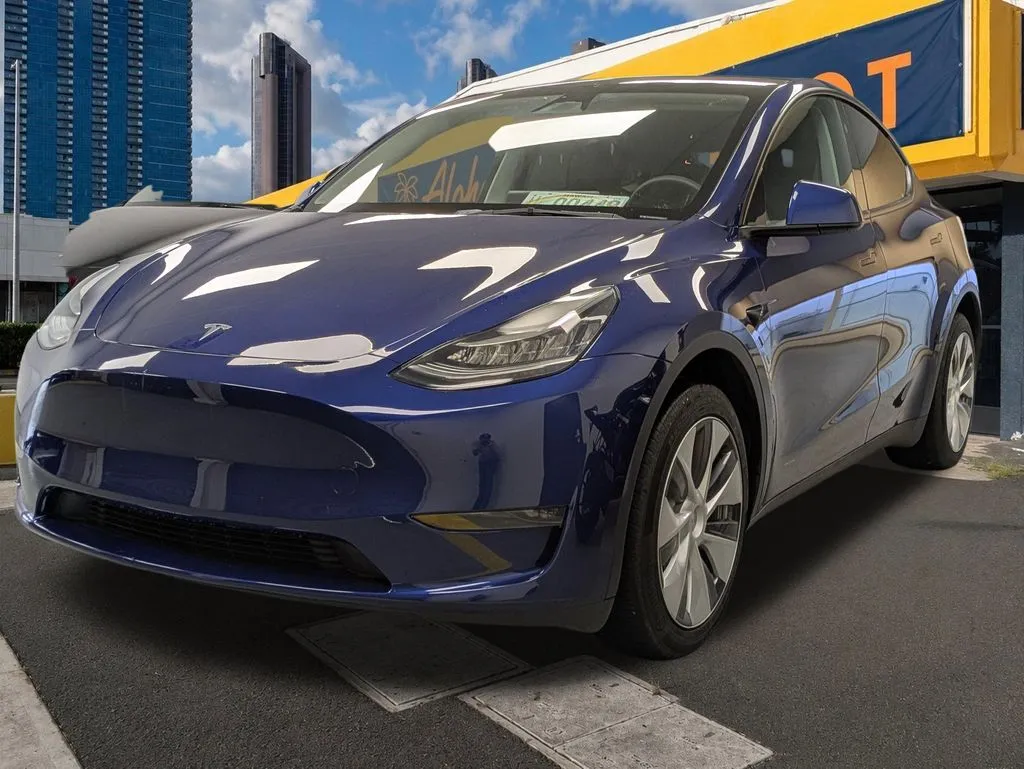 Blue 2023 Tesla Model Y Long Range for sale in Honolulu, HI