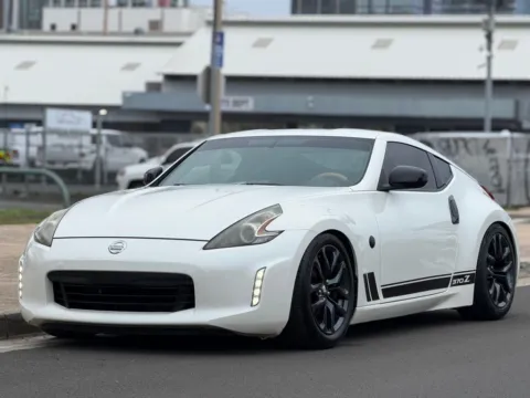 White 2019 Nissan 370Z Heritage Edition for sale in Honolulu, HI