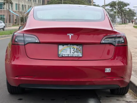 More photos of 2020 Tesla Model 3 Standard Range Plus at Aloha Auto Depot LLC., HI