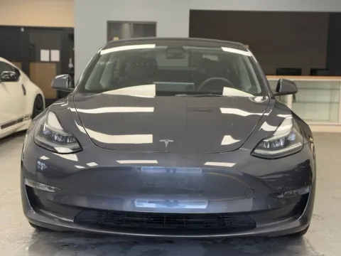 Photos of 2022 Tesla Model 3 for sale in Honolulu, HI at Aloha Auto Depot LLC.