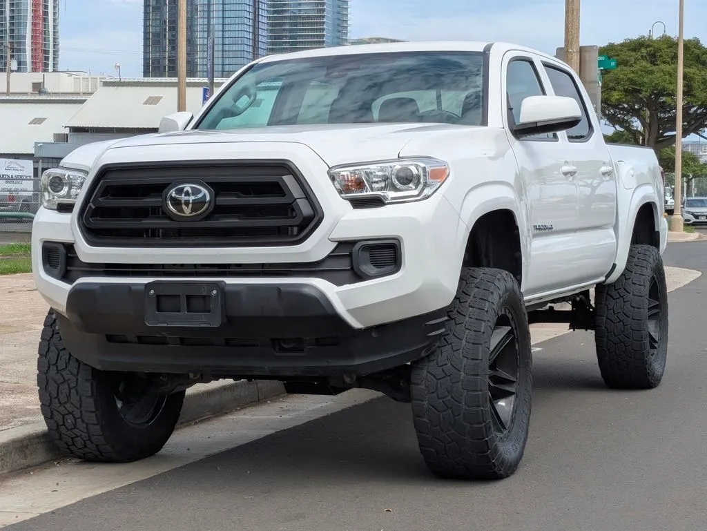 White 2021 Toyota Tacoma SR for sale in Honolulu, HI