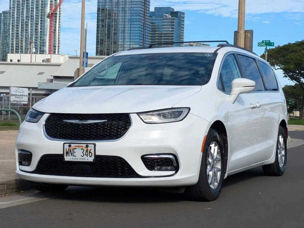 2022 Chrysler Pacifica Touring L for sale in Honolulu, HI