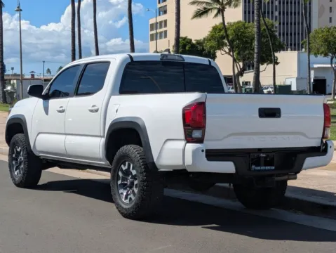 Another view of 2018 Toyota Tacoma TRD Off-Road for sale in Honolulu, HI at Aloha Auto Depot LLC.