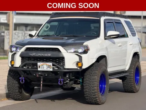 White 2016 Toyota 4Runner SR5 for sale in Honolulu, HI